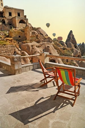 Ballooning-Cappadocia_1332265764